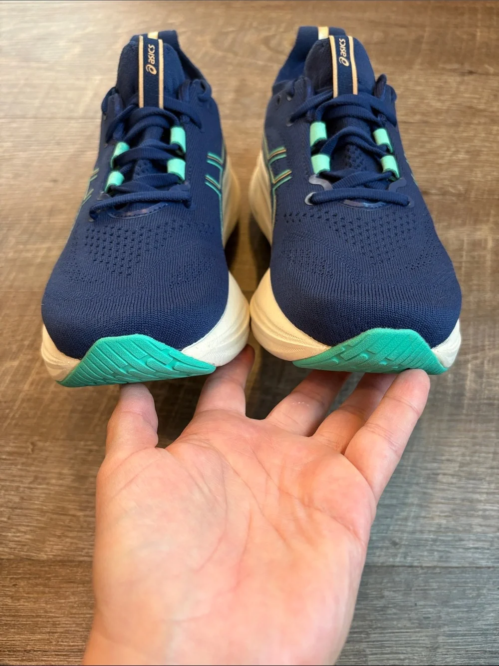 ASICS GEL-Nimbus 26 Running Shoes Women's 6.5 Blue Expanse / Aurora Green